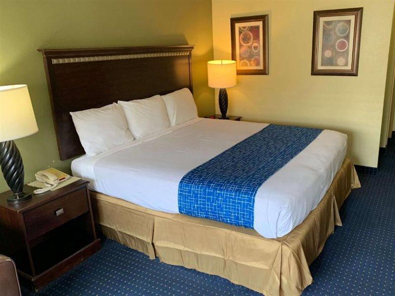 Travelodge By Wyndham Odessa Zewnętrze zdjęcie