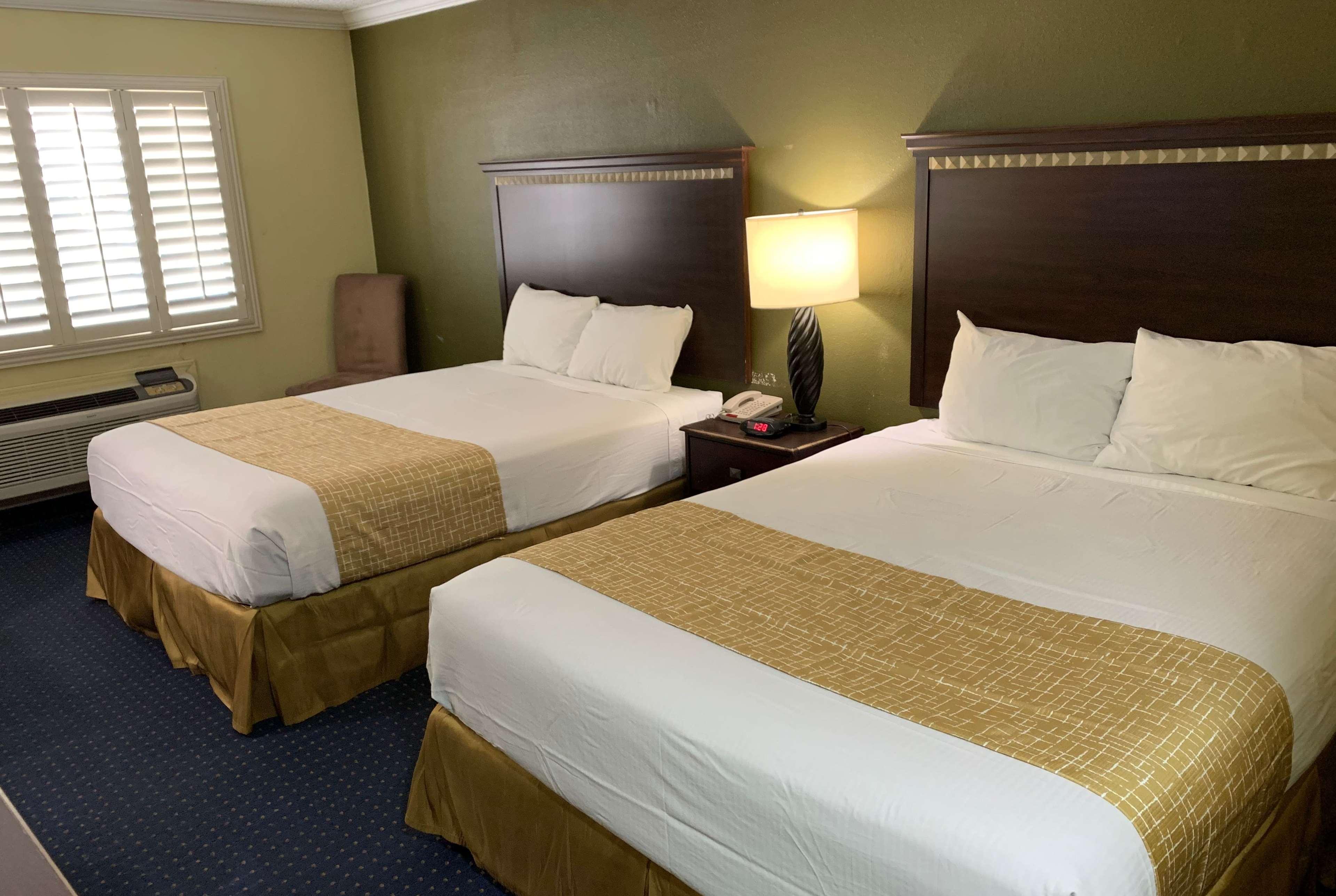 Travelodge By Wyndham Odessa Zewnętrze zdjęcie