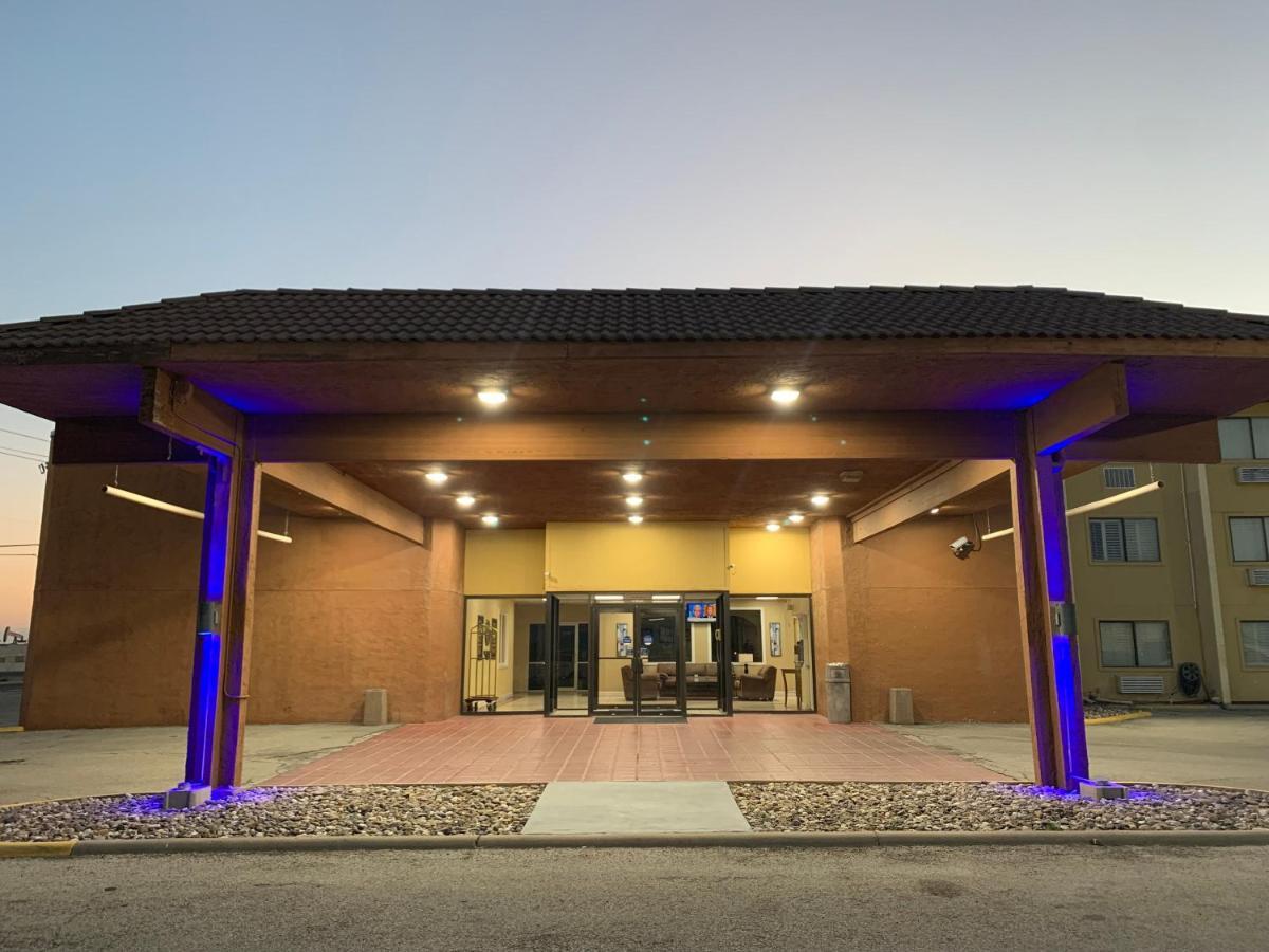 Travelodge By Wyndham Odessa Zewnętrze zdjęcie