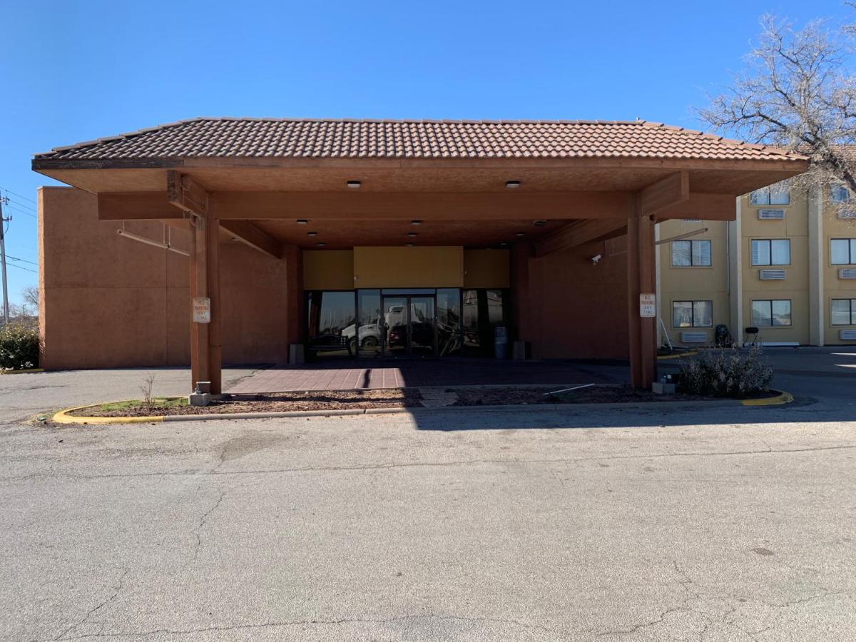 Travelodge By Wyndham Odessa Zewnętrze zdjęcie